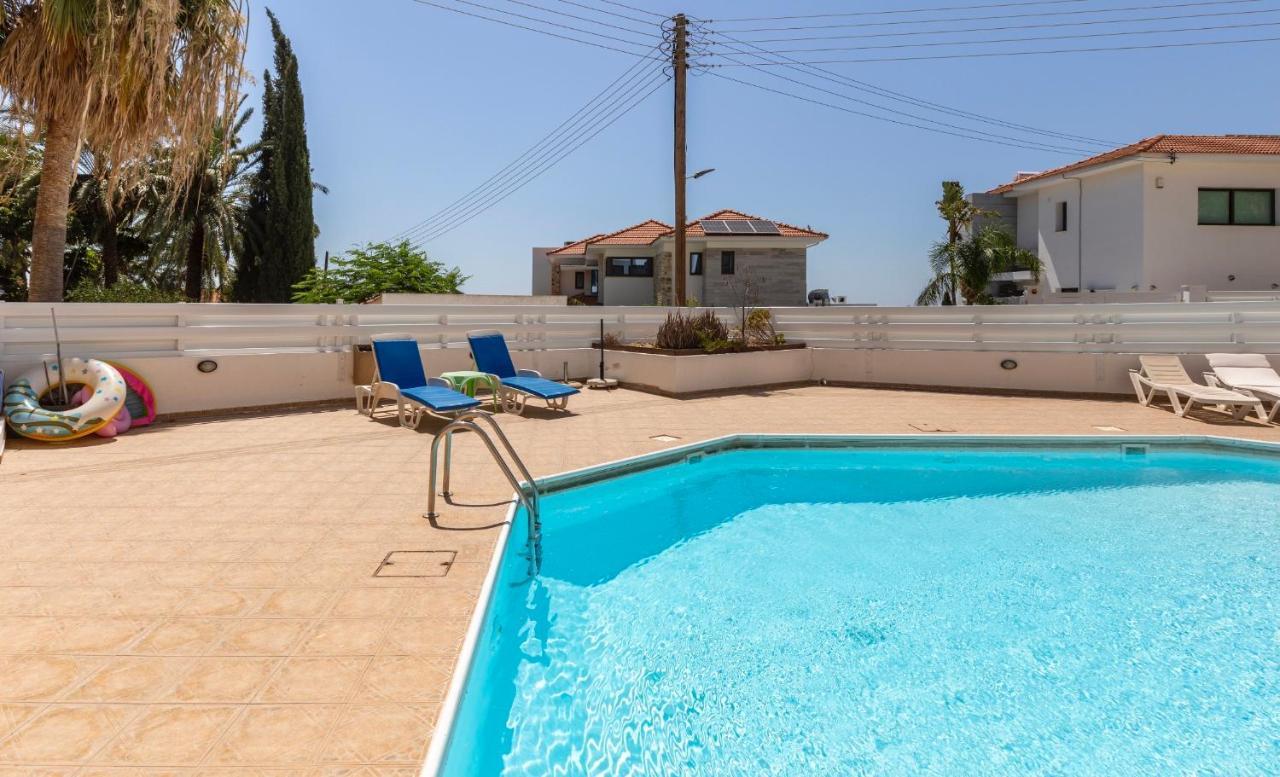 Mediterranean Dream Oroklini Eksteriør billede